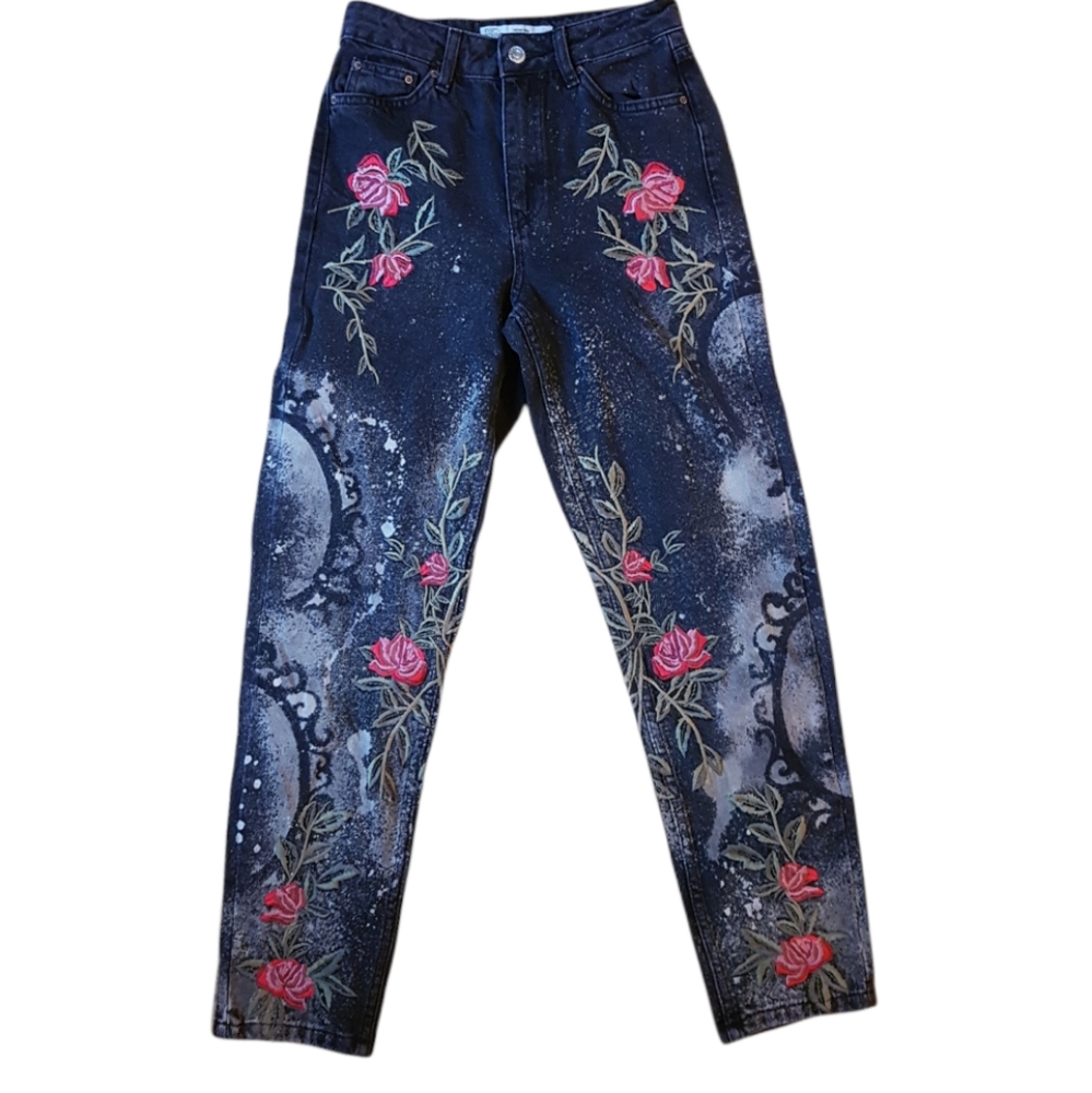 Topshop Moto- Embroidered Mom Jeans